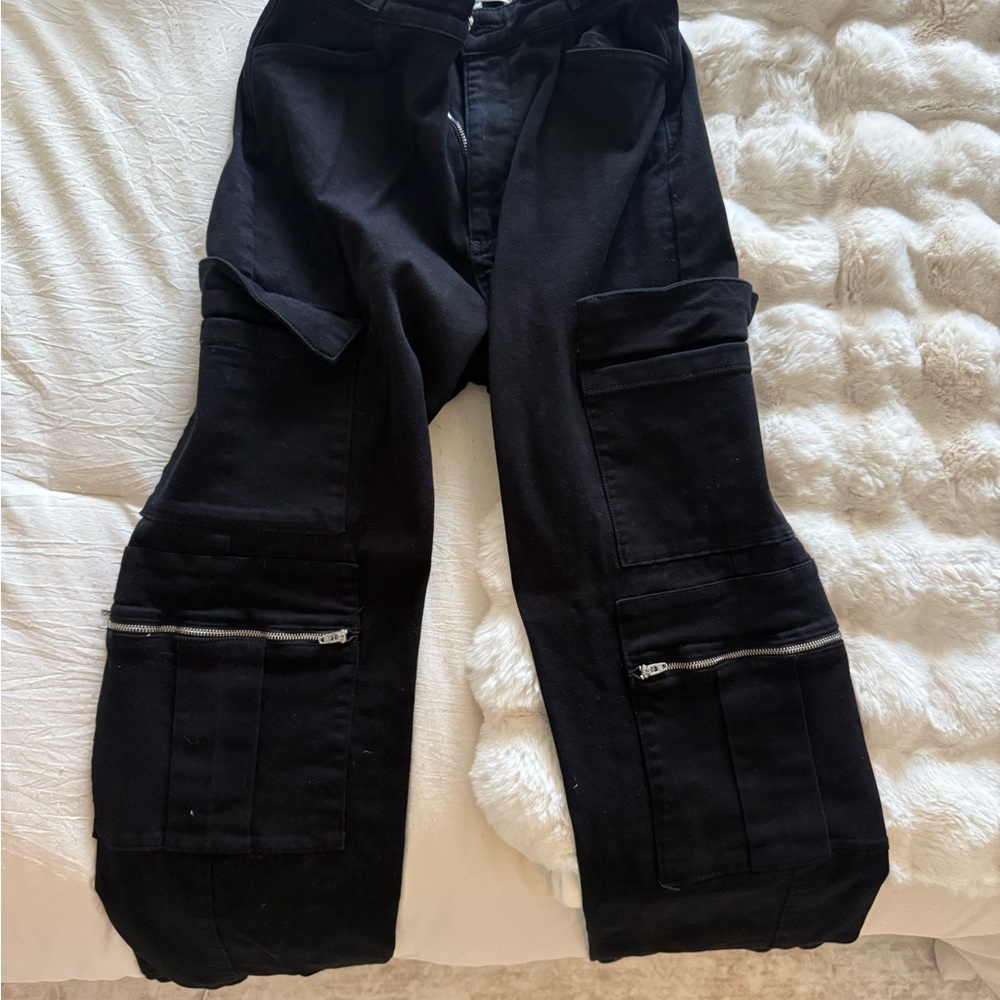 WeWoreWhat Women's Utility Black Cargo Jeans with Belted Waist